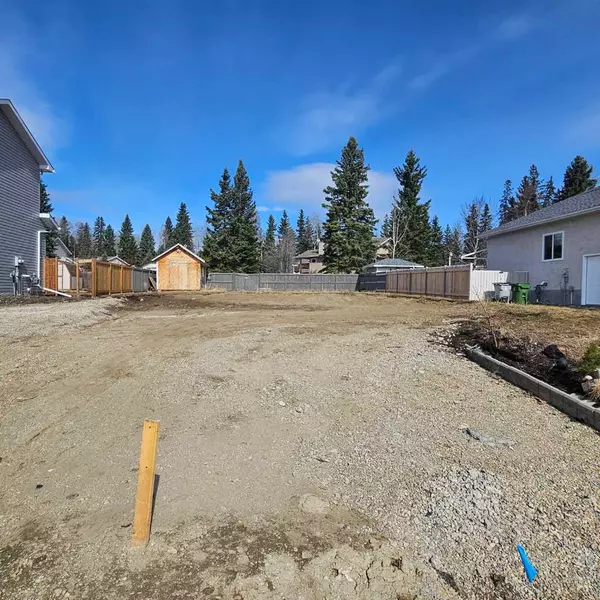 Edson, AB T7E 1Y8,6118 11 Avenue