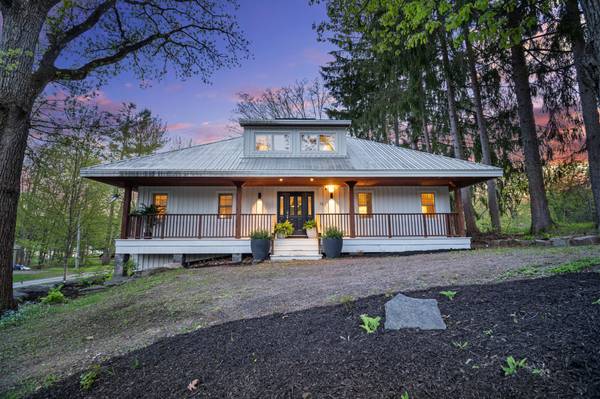 12 Harris ST, Muskoka Lakes, ON P0B 1J0