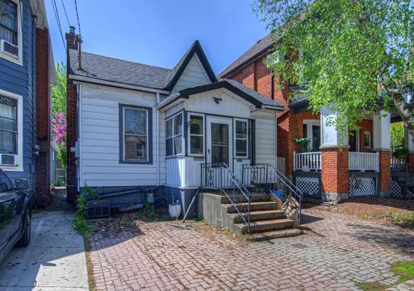 Hamilton, ON L8P 1S6,345 Hunter ST W