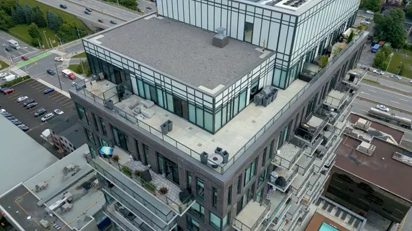 203 Catherine ST #703, Ottawa Centre, ON K2P 1J5