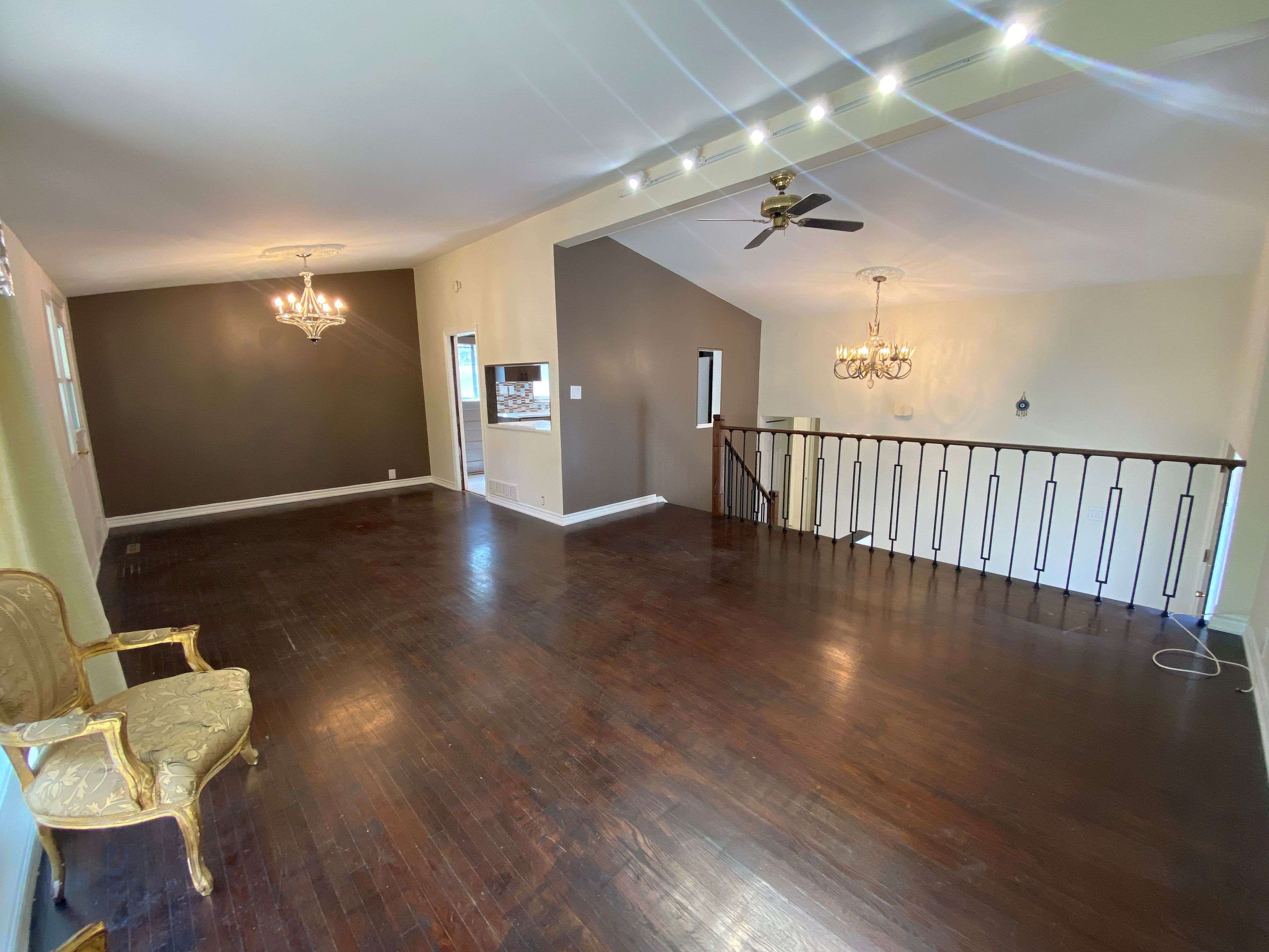Toronto E09, ON M1P 3J7,25 Norbury CRES