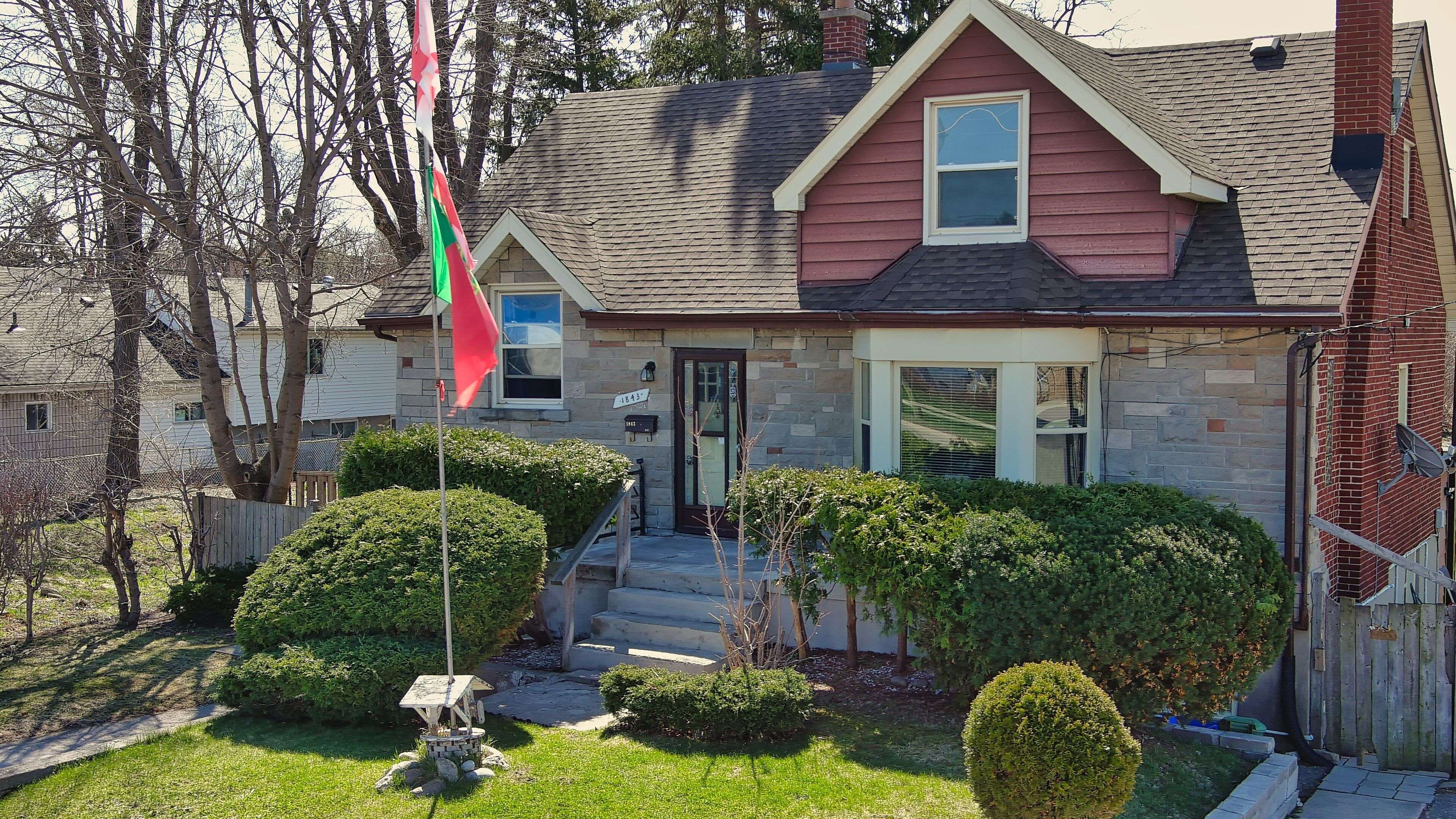 London East, ON N5W 3E6,1843 Dundas ST E