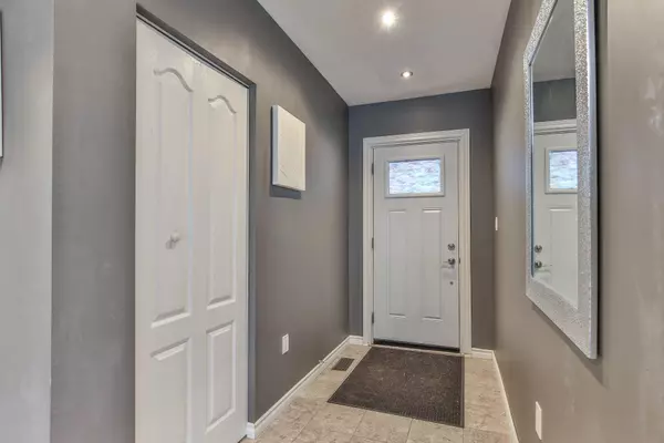 London East, ON N5Y 2L9,812 ADELAIDE ST N