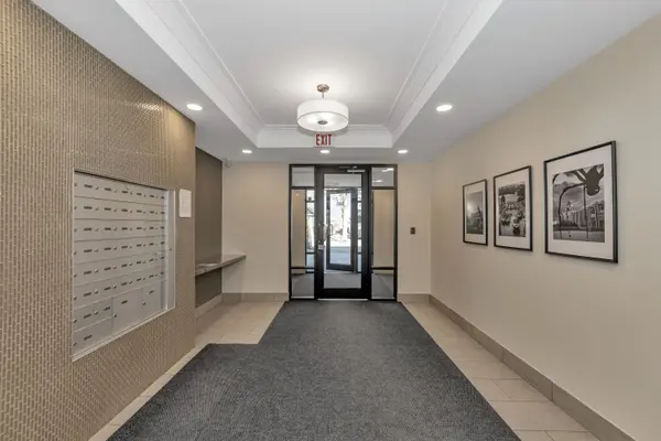 Overbrook - Castleheights And Area, ON K1K 3T8,950 Marguerite AVE #104