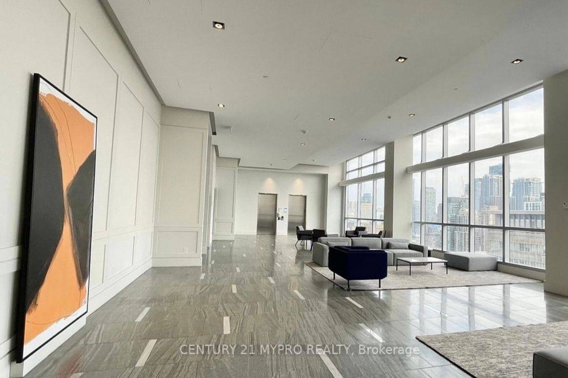 Toronto C01, ON M5G 1X3,488 university AVE W #2401