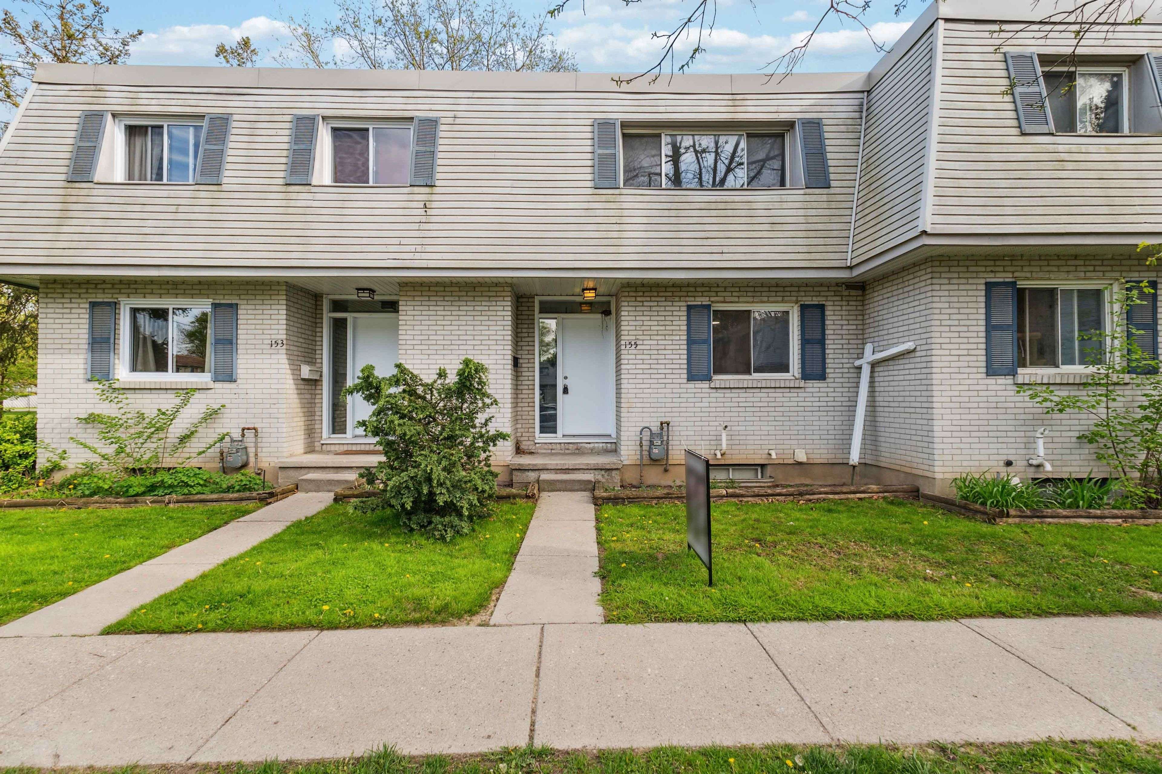 London East, ON N5Y 1T9,155 Boullee ST #2