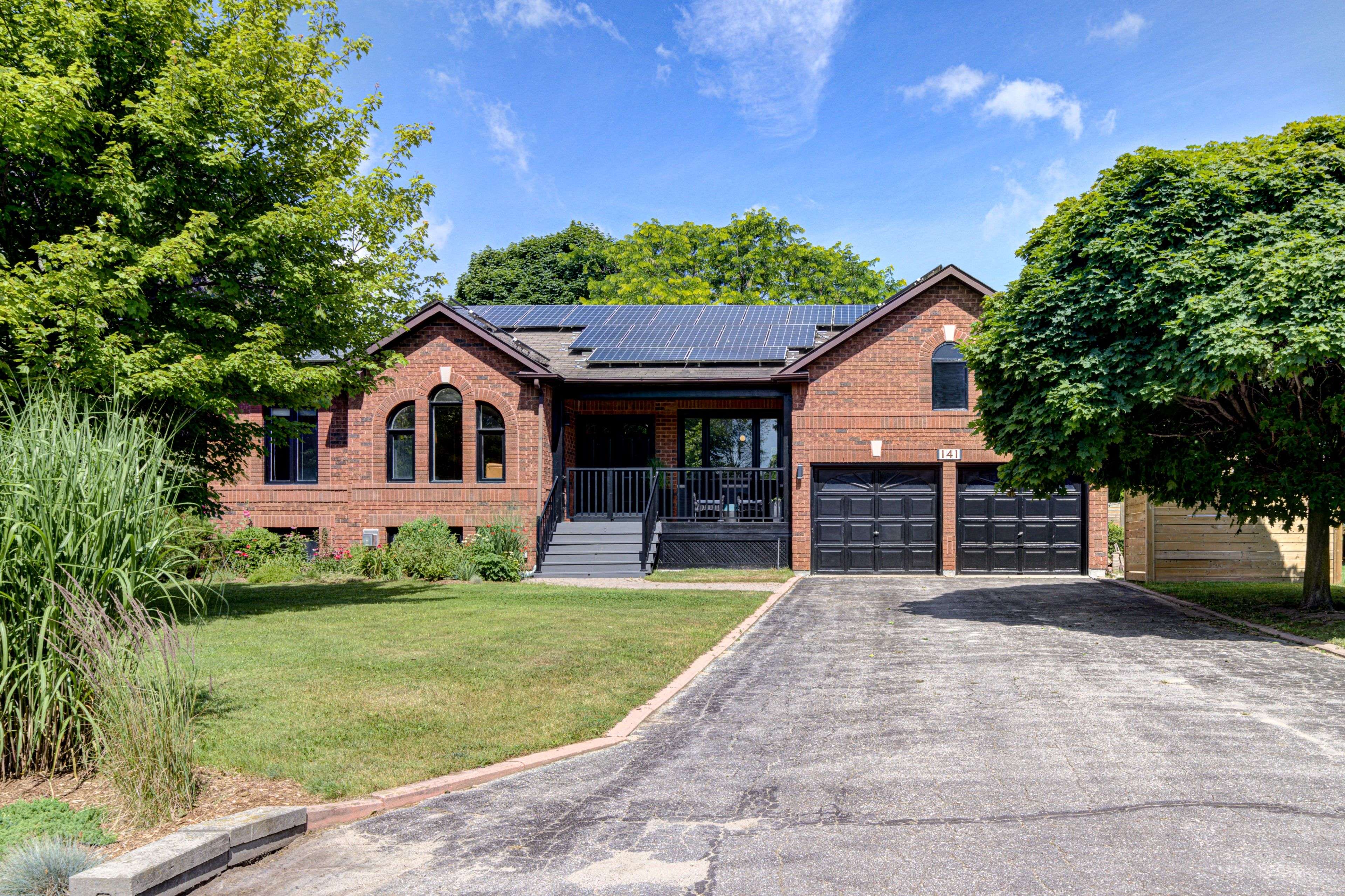 Wasaga Beach, ON L9Z 1H9,141 WASAGA SANDS DR E