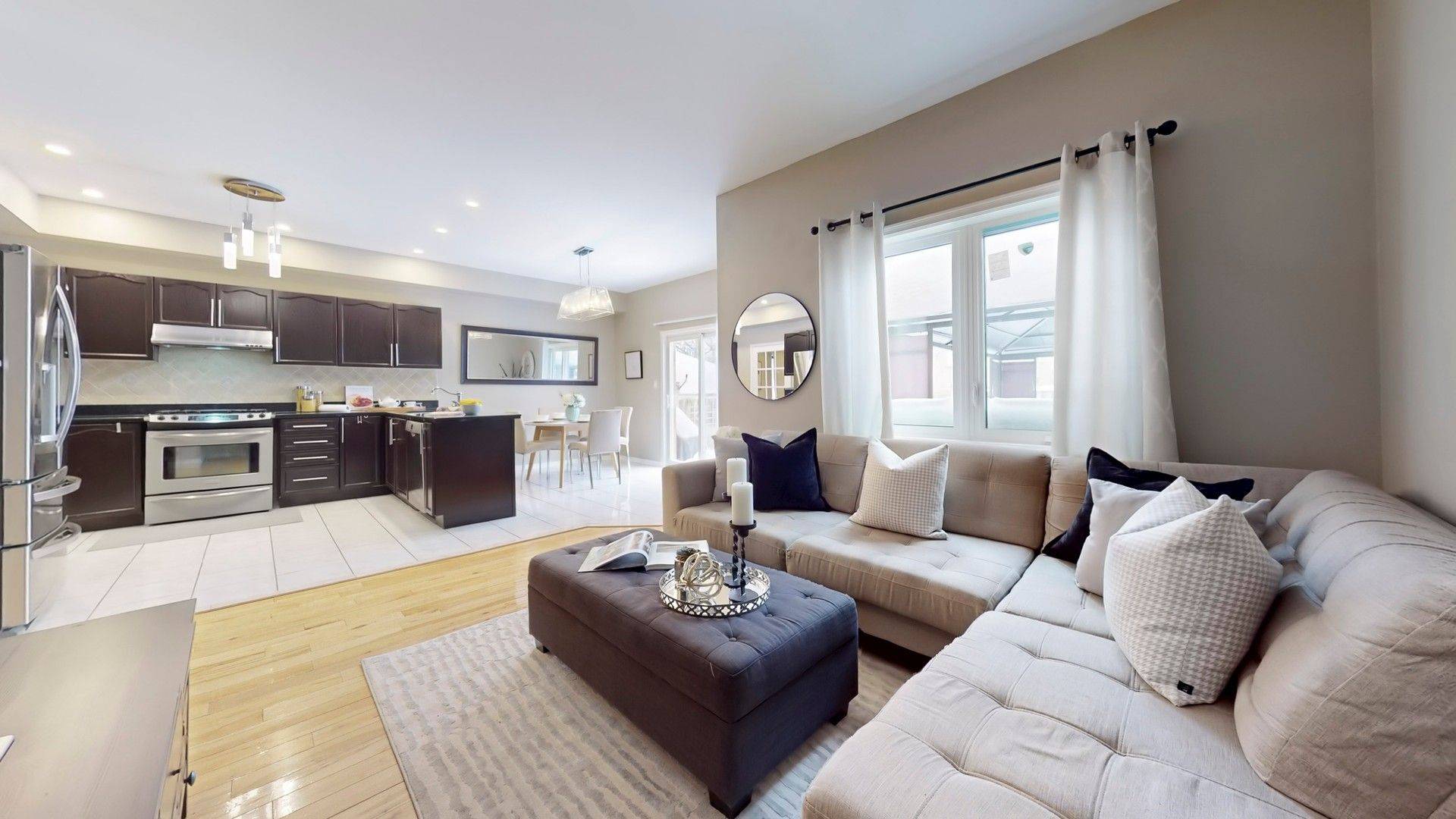 Mississauga, ON L5W 1K5,7229 Dime CRES