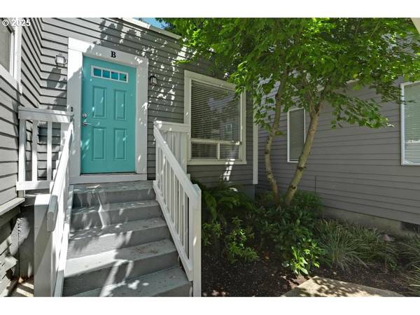 Portland, OR 97214,2805 SE HAWTHORNE BLVD #B