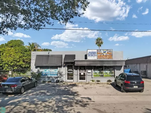 3071 NW 64 Ave, Sunrise, FL 33313