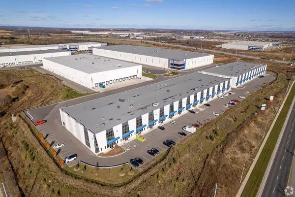 Brampton, ON L6Z 0J8,25 Newkirk CT #13