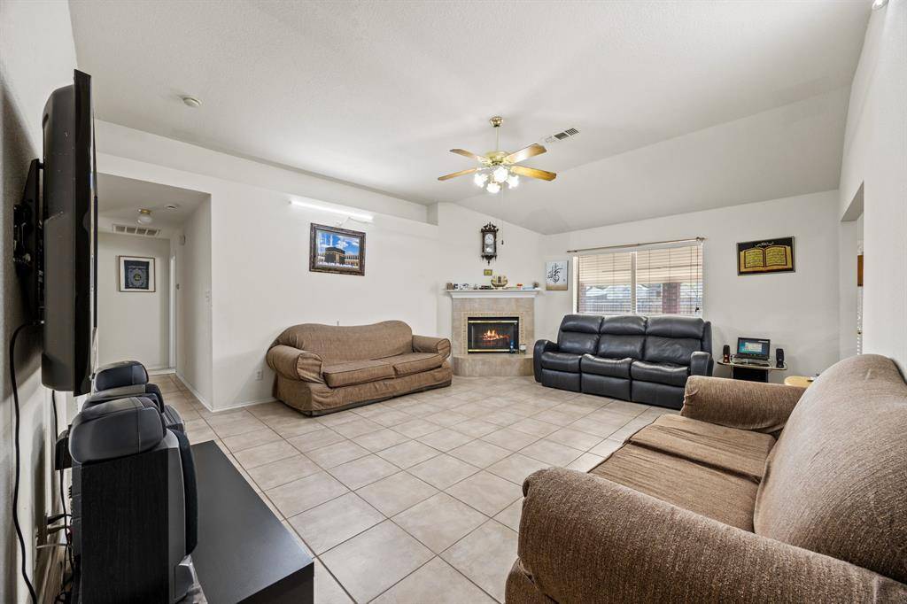 Arlington, TX 76018,6211 Brookknoll Drive