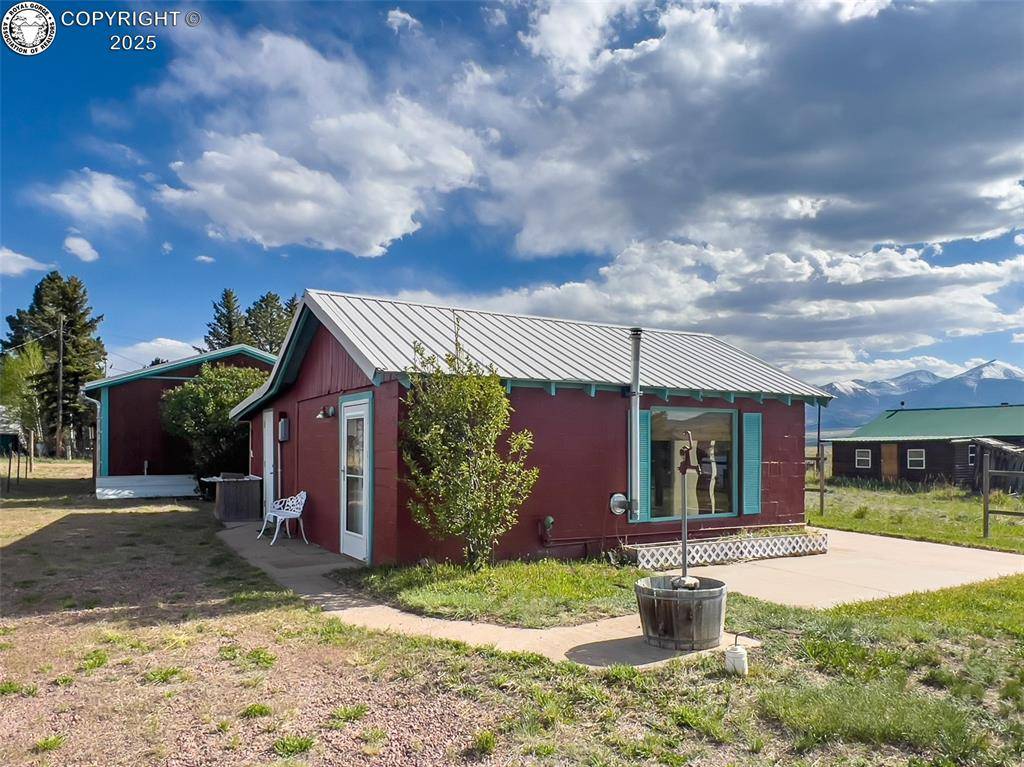 42 Cougar ST, Westcliffe, CO 81252