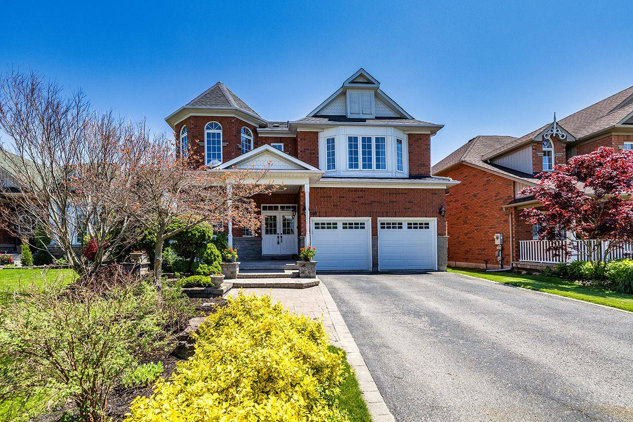 Clarington, ON L1B 1N9,148 Brookhouse DR