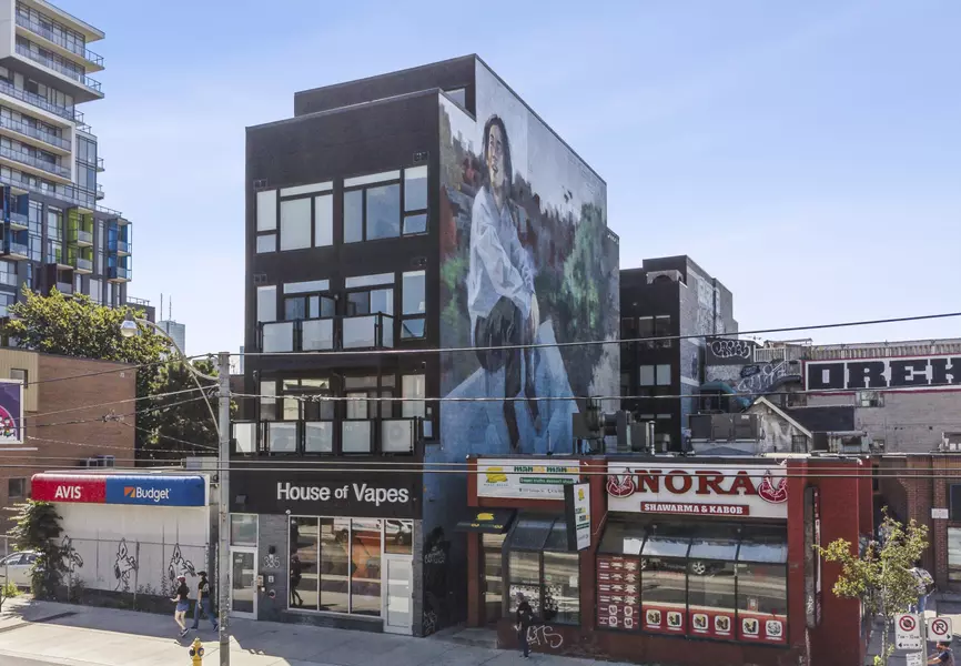 335 College ST, Toronto C01, ON M5T 1S2