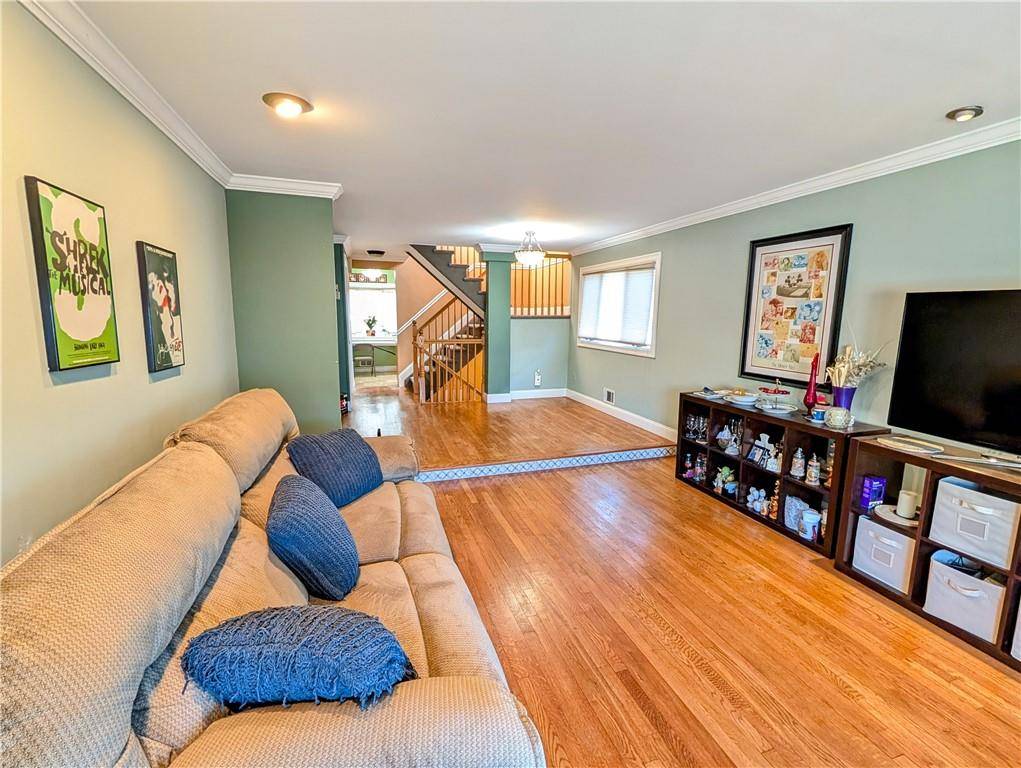 Staten  Island, NY 10308,110 Maybury AVE