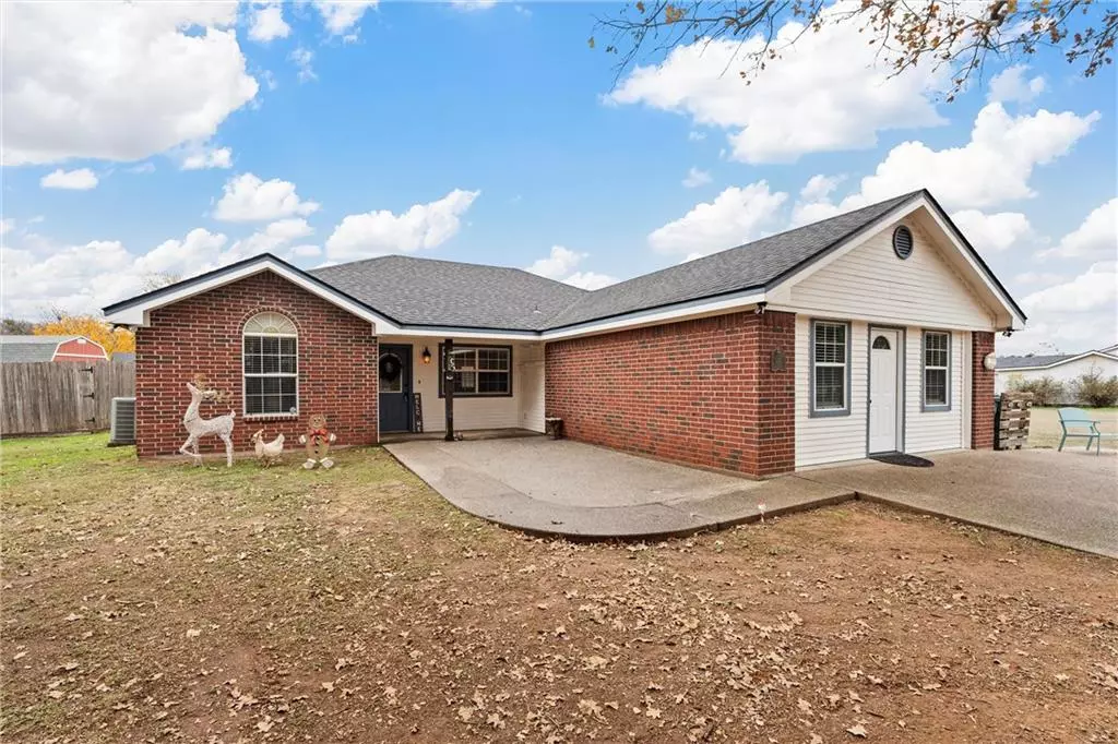Waco, TX 76705,102 Spring Branch Road