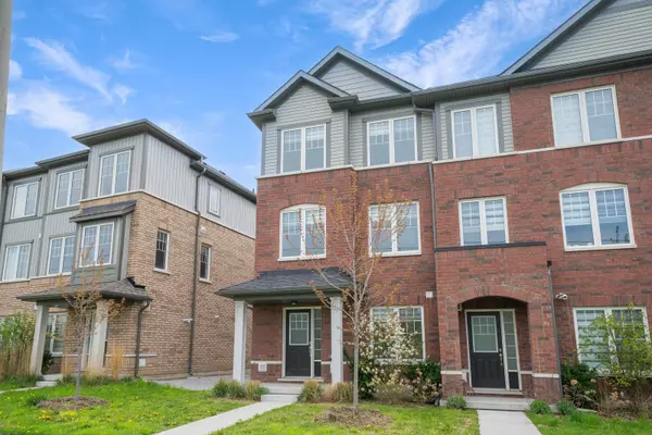 Oshawa, ON L1J 0E8,840 Atwater PATH