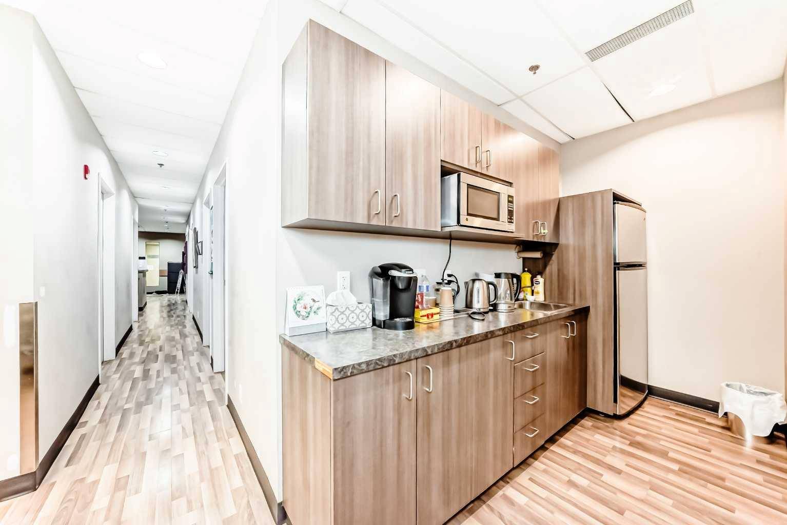 Calgary, AB T2Z3R6,11420 27 ST Southeast #206