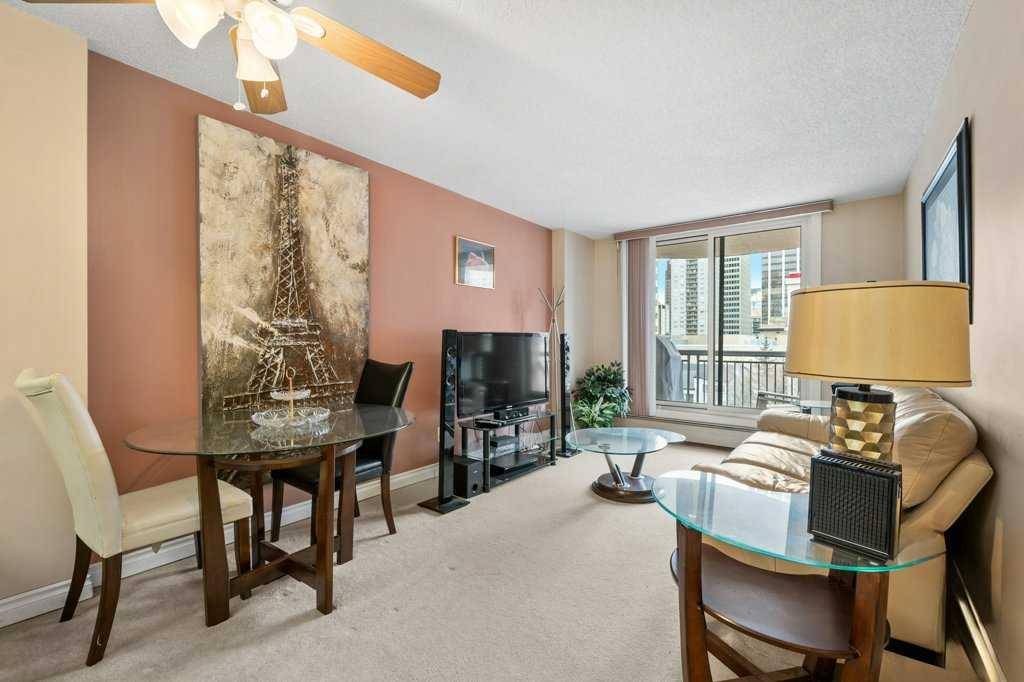 Calgary, AB T2P 0G7,738 3 AVE SW #502