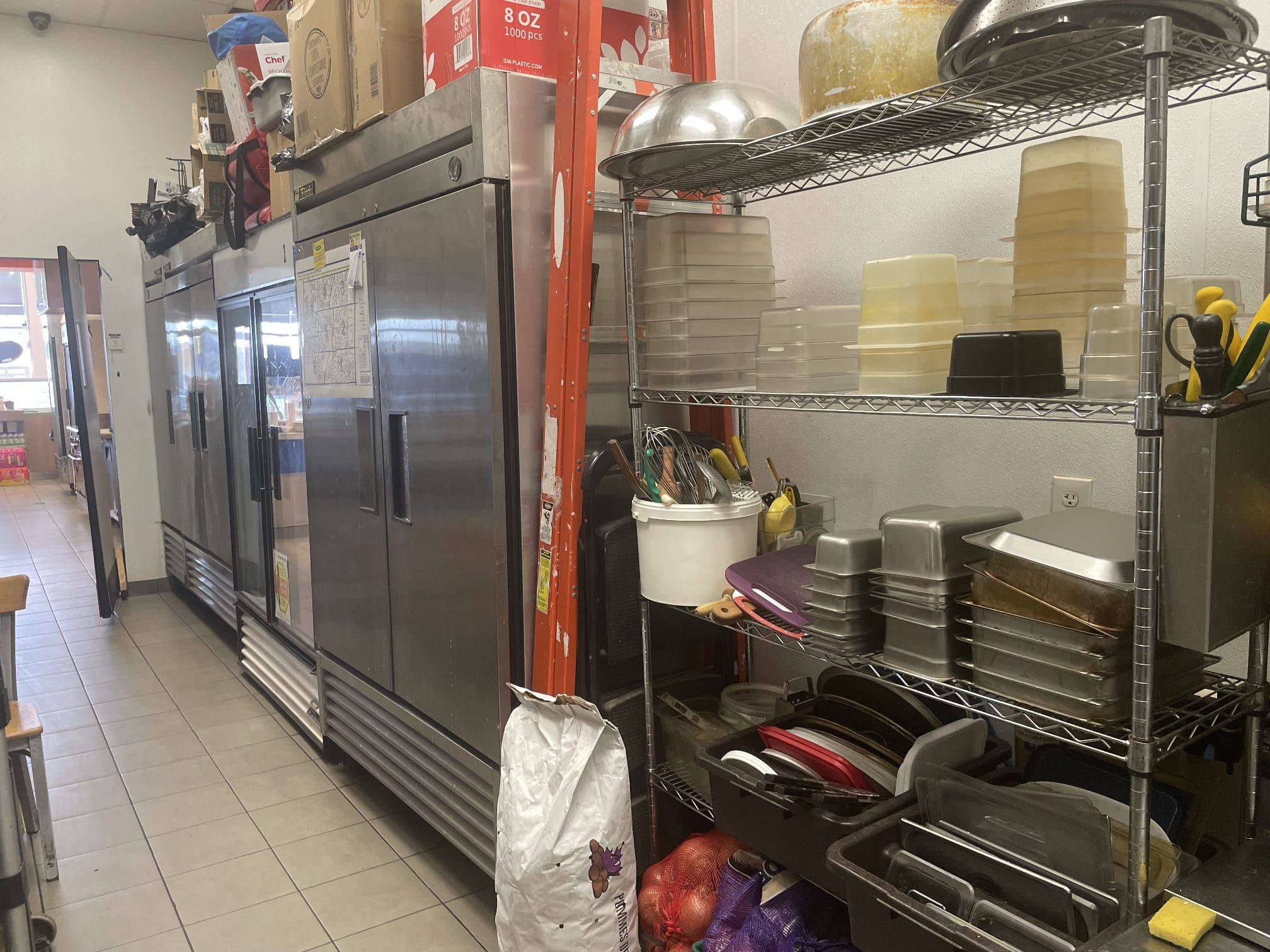 Newmarket, ON L3Y 4Y8,16640 Yonge ST