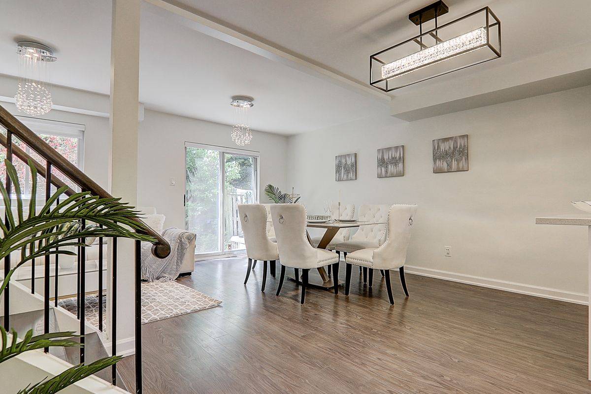Newmarket, ON L3X 1X9,538 Jack Giles CIR