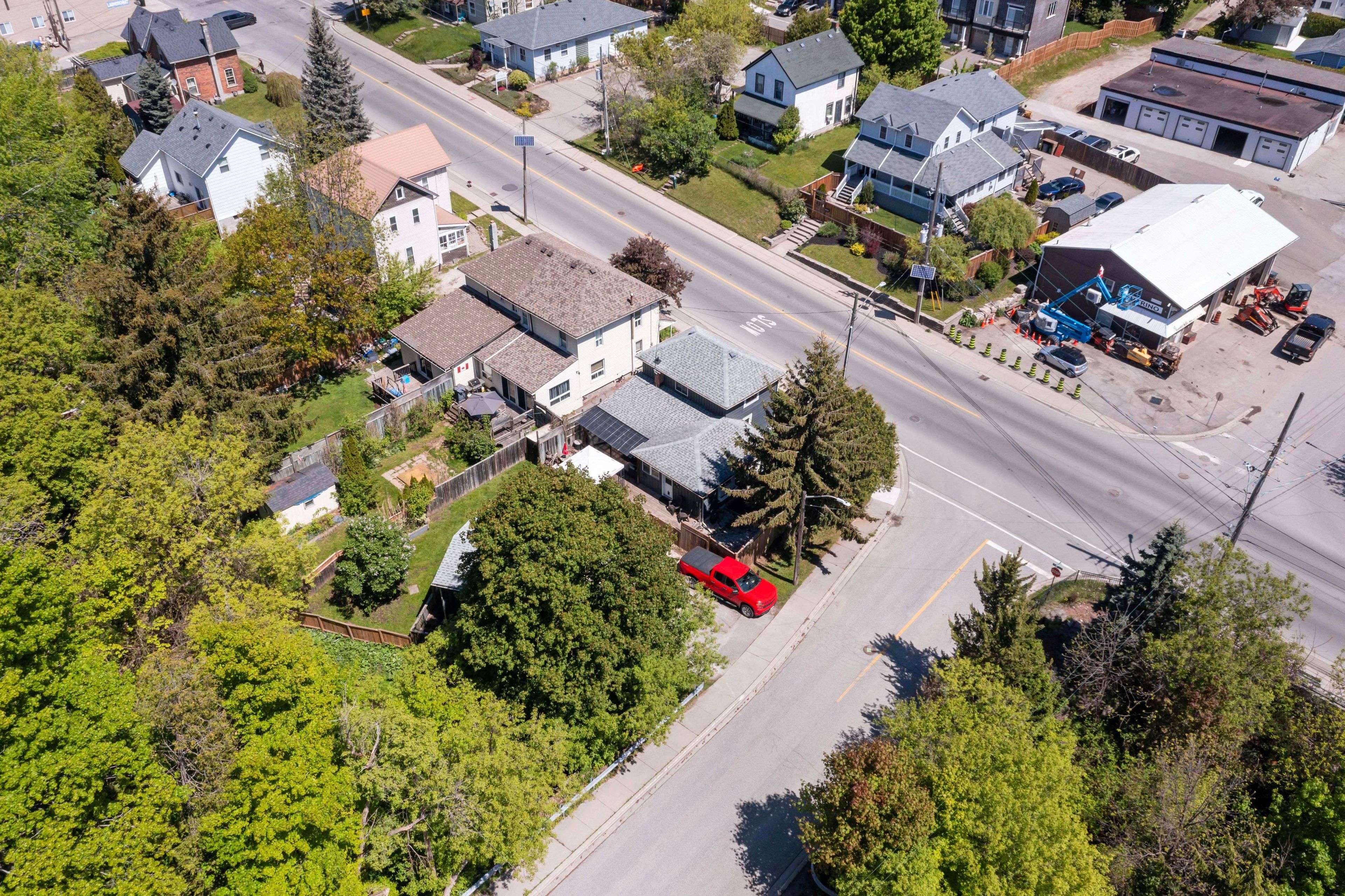 46 Main ST S, Halton Hills, ON L7J 1X4
