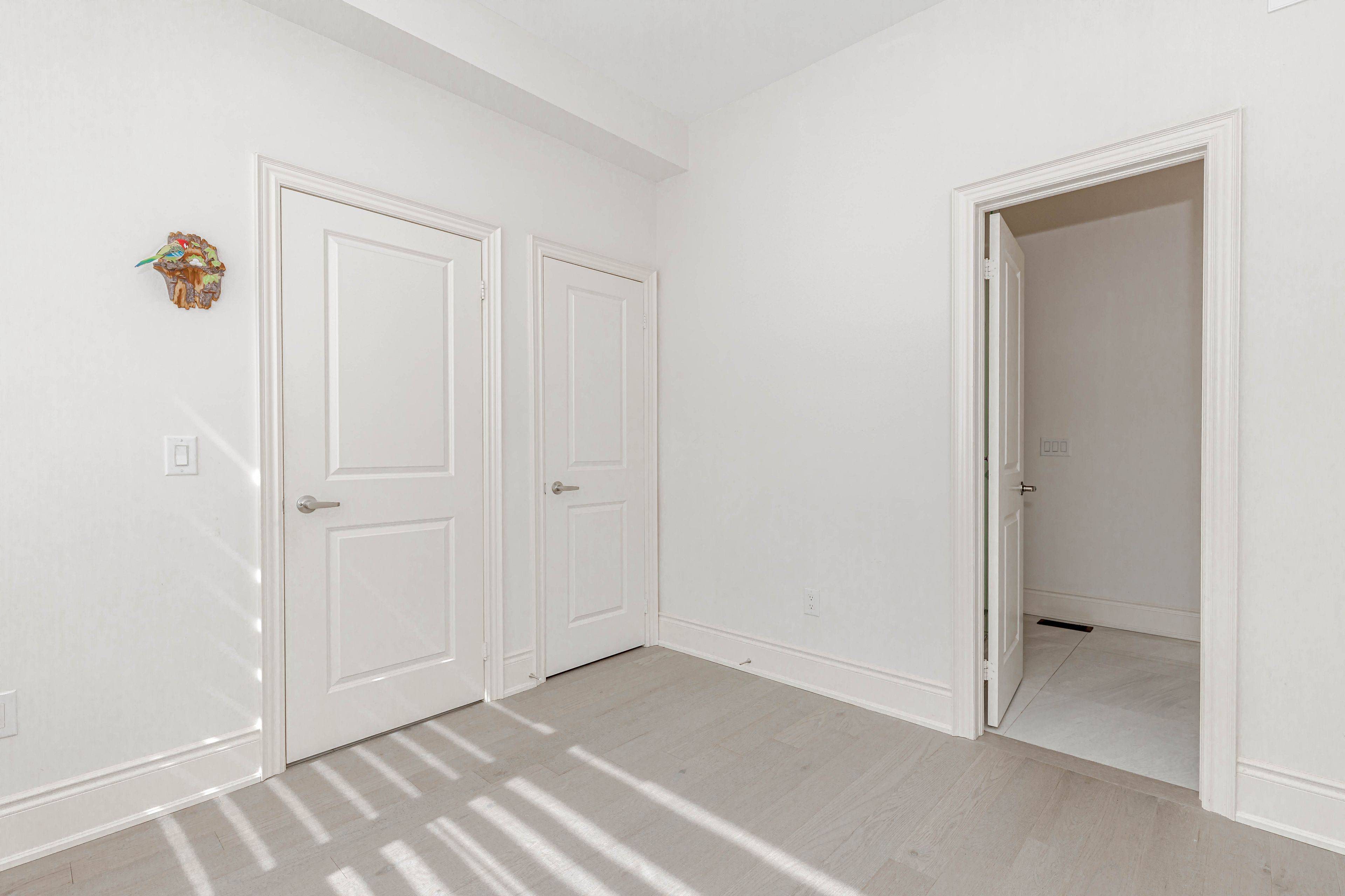 Hamilton, ON L8B 1Z6,74 Cattail CRES