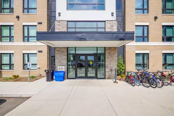 Milton, ON L9T 9A6,630 Sauve ST #308