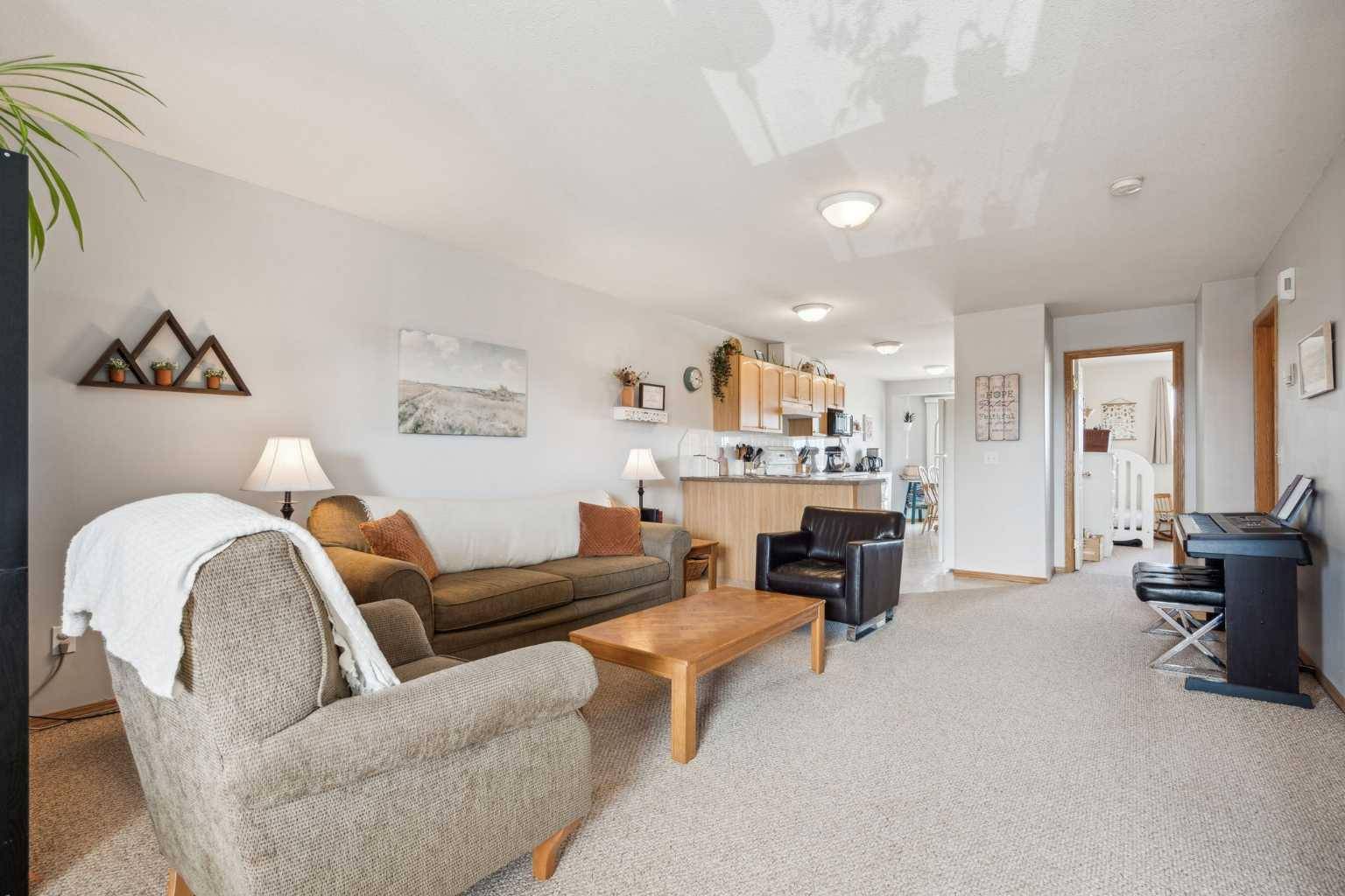 High River, AB T1V 1Y8,1204 Eagleview PL NW