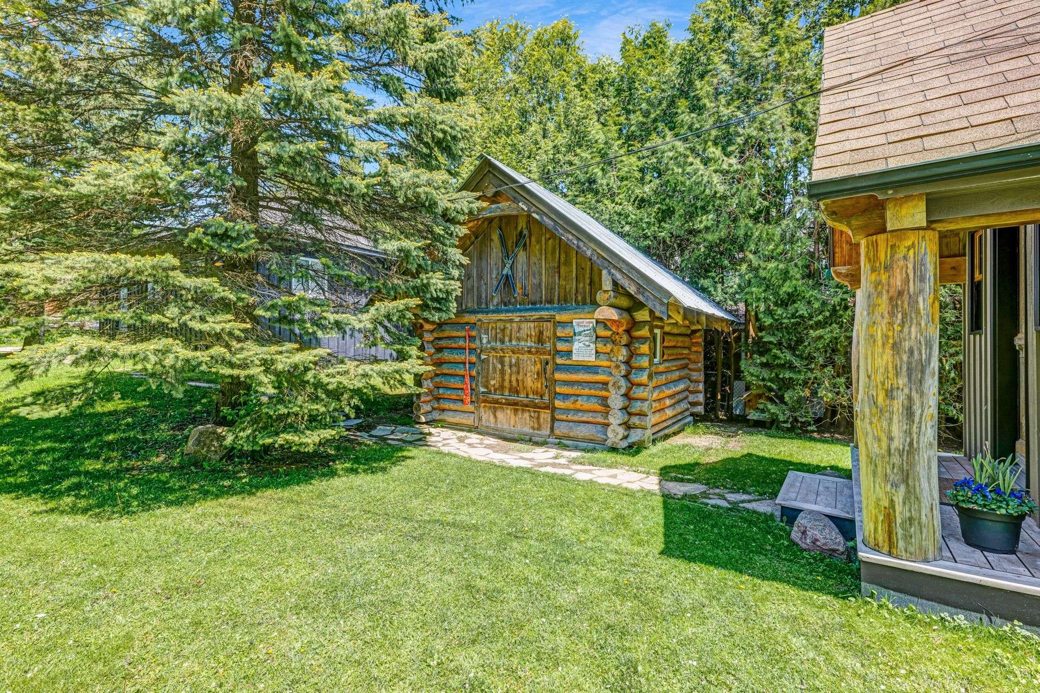 Whitchurch-stouffville, ON L4A 7X3,75 Cedarvale BLVD