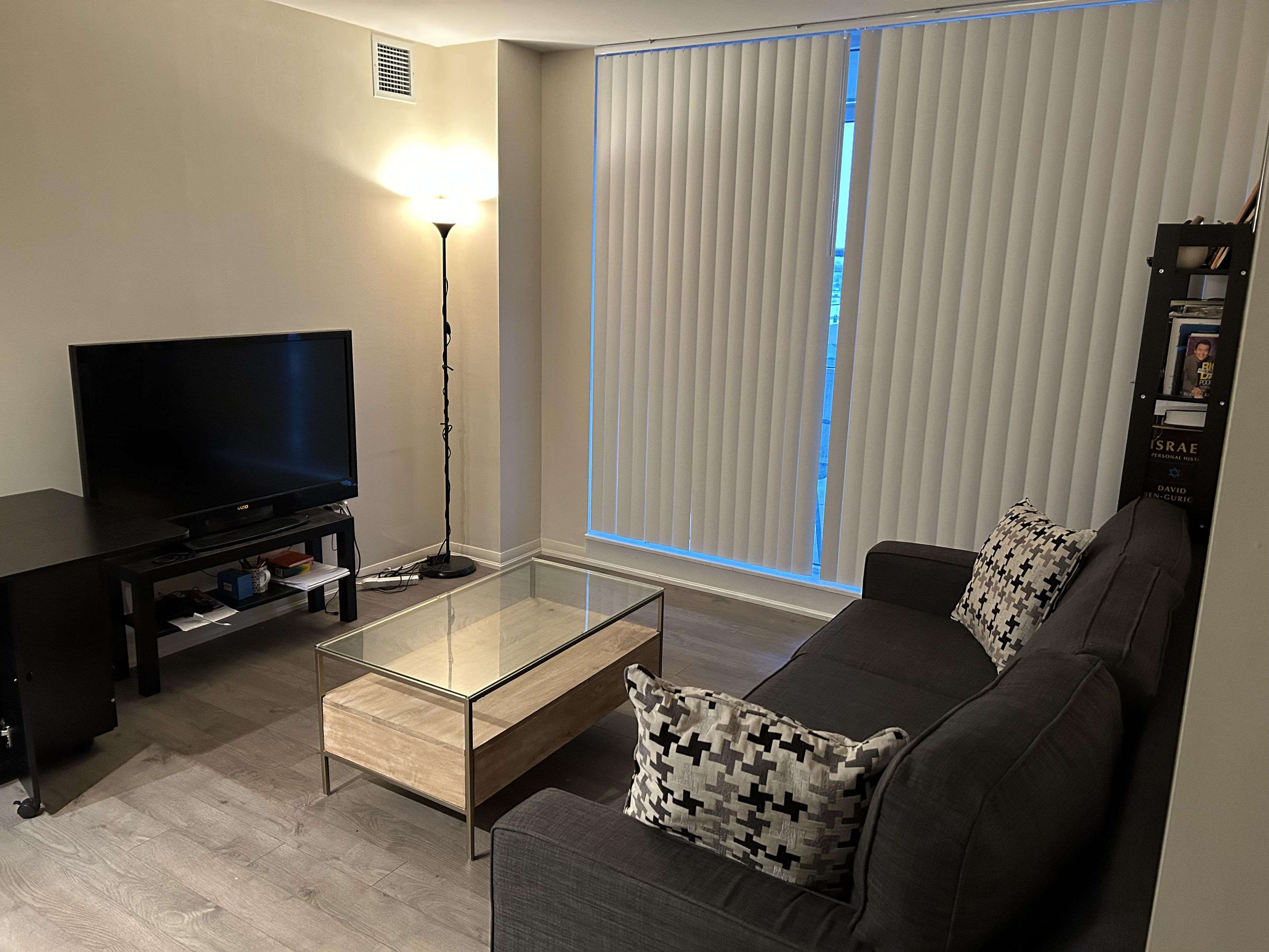 Toronto W04, ON M6A 0C4,3091 Dufferin ST #908