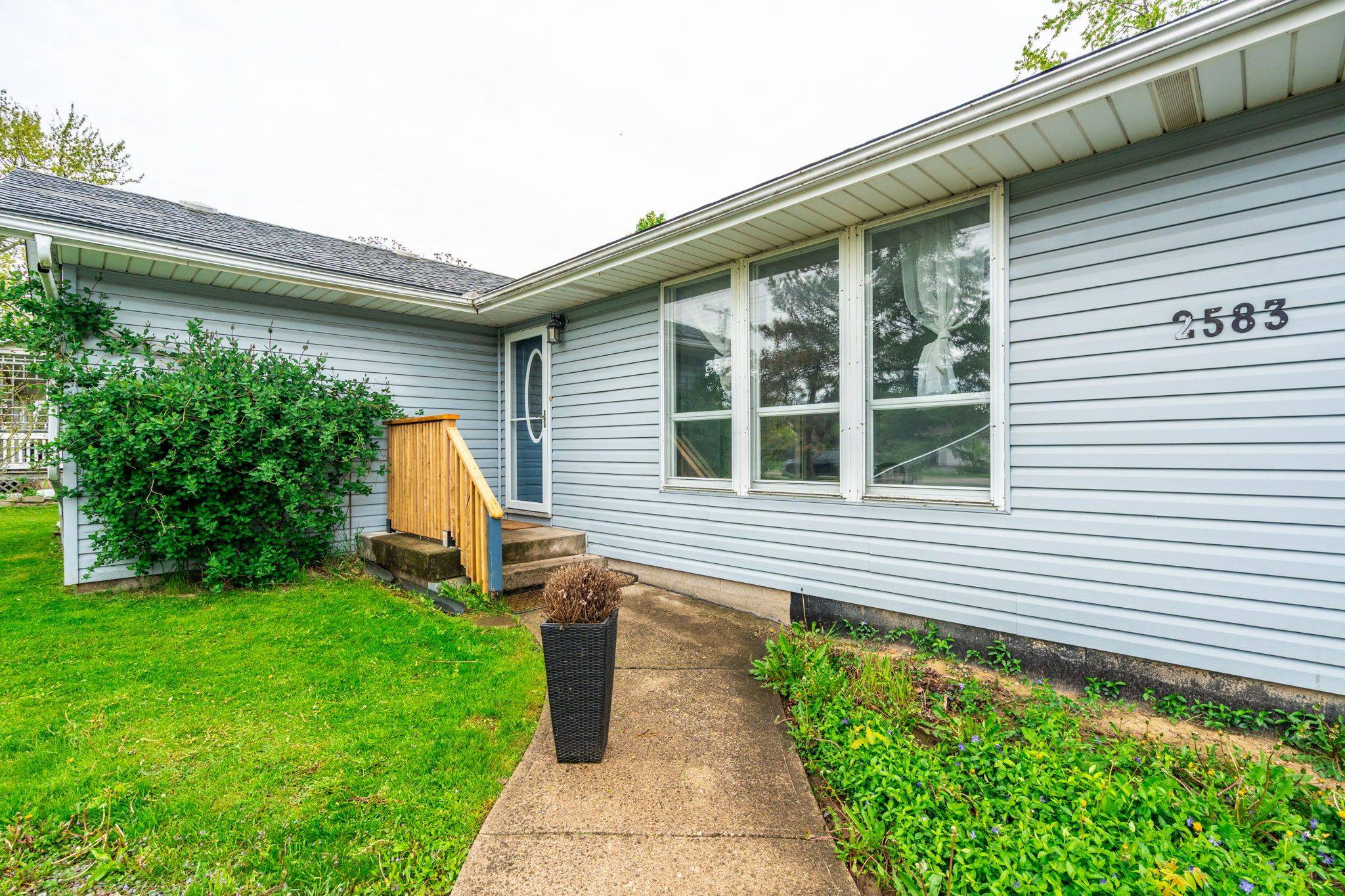 Hamilton, ON L0R 1C0,2583 Binbrook RD