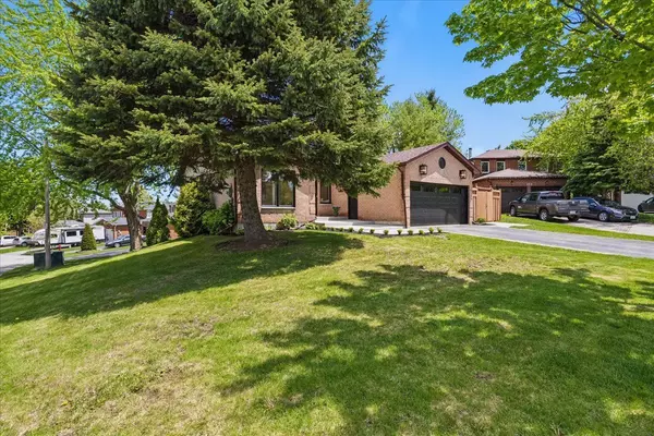 Orangeville, ON L9W 4M8,200 Jull CT
