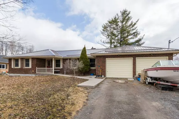 Belleville, ON K0K 2B0,618 Ashley ST