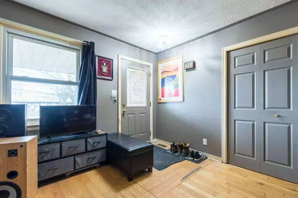 Belleville, ON K0K 2B0,618 Ashley ST