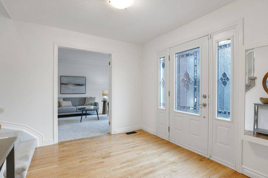 Hunt Club - Windsor Park Village And Area, ON K1V 9G2,1288 Plante DR