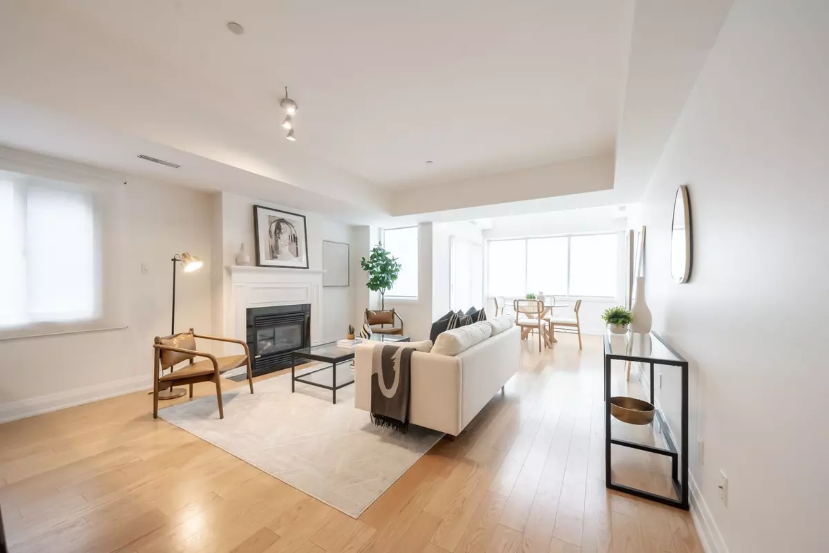 Toronto C02, ON M6G 1Y6,473 Dupont ST #1