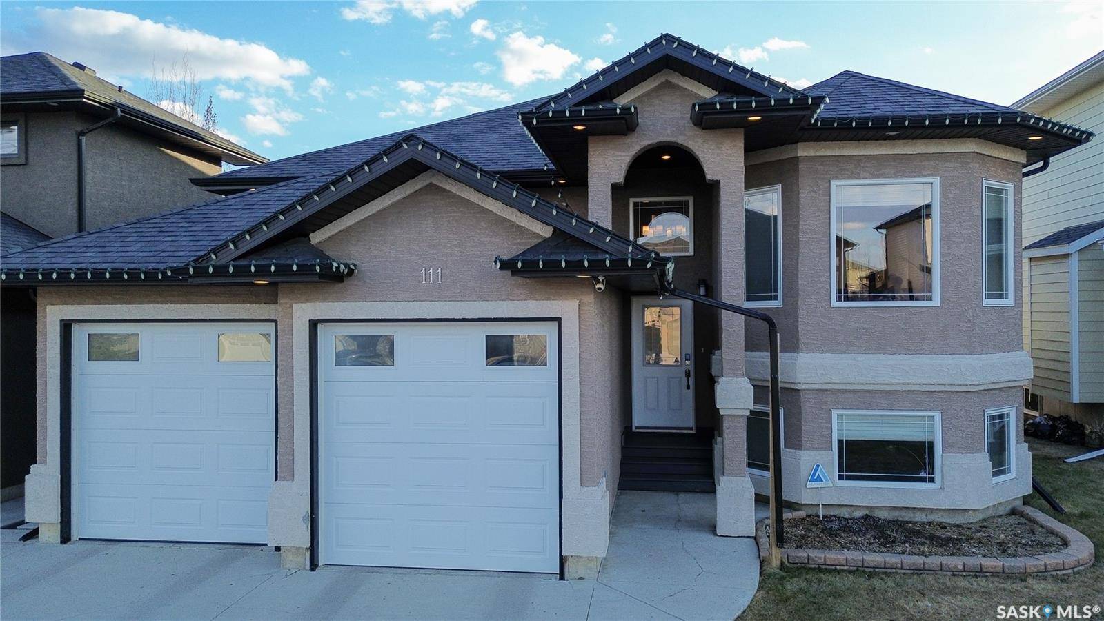 111 Stefaniuk CRESCENT, Saskatoon, SK S7W 0H6
