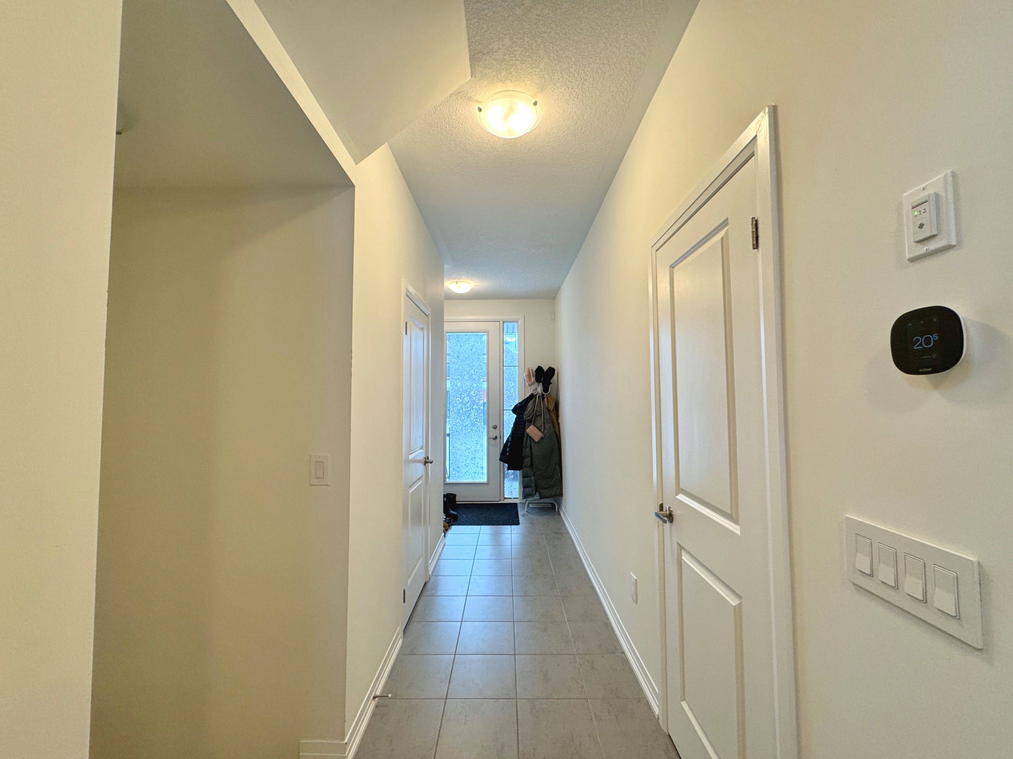 Cambridge, ON N1S 0E1,32 Blackburn ST