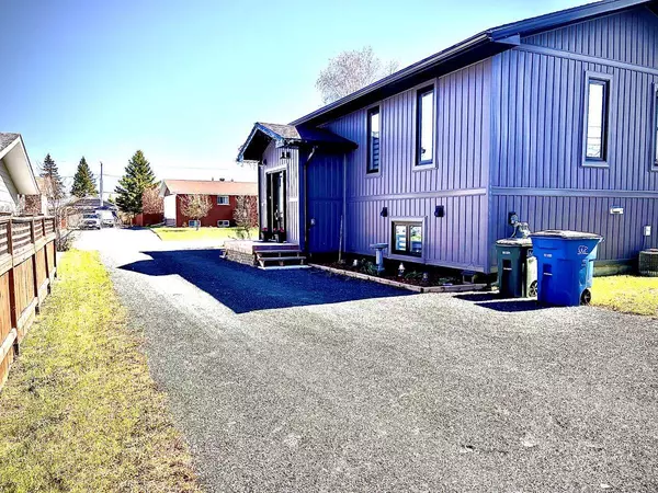 Cochrane, ON P0L 1C0,35 Algonquin RD