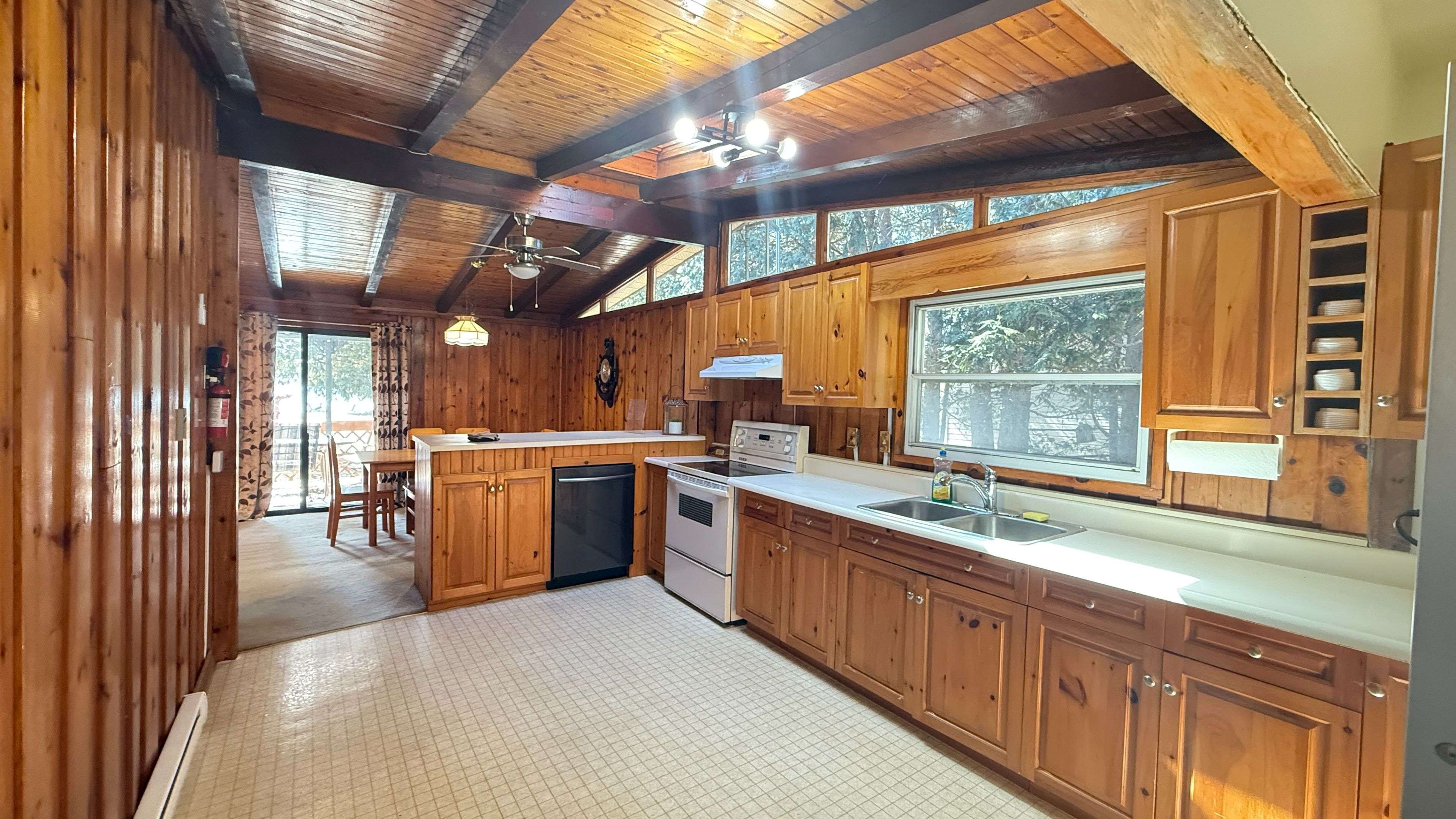 Kawartha Lakes, ON K0M 2B0,159 Mcguire Beach RD