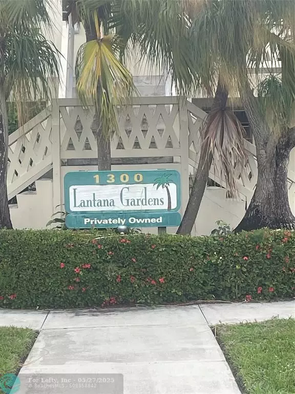 1300 S BROADWAY #22, Lantana, FL 33462