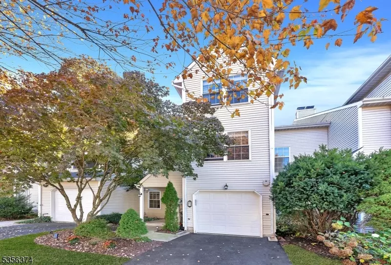 7 Delaware Ln, Branchburg Twp., NJ 08876