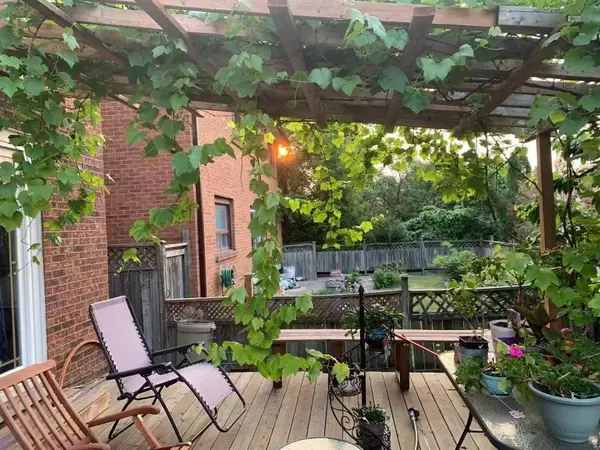 Toronto C15, ON M2K 2V7,38 Marcelline CRES #Room 1