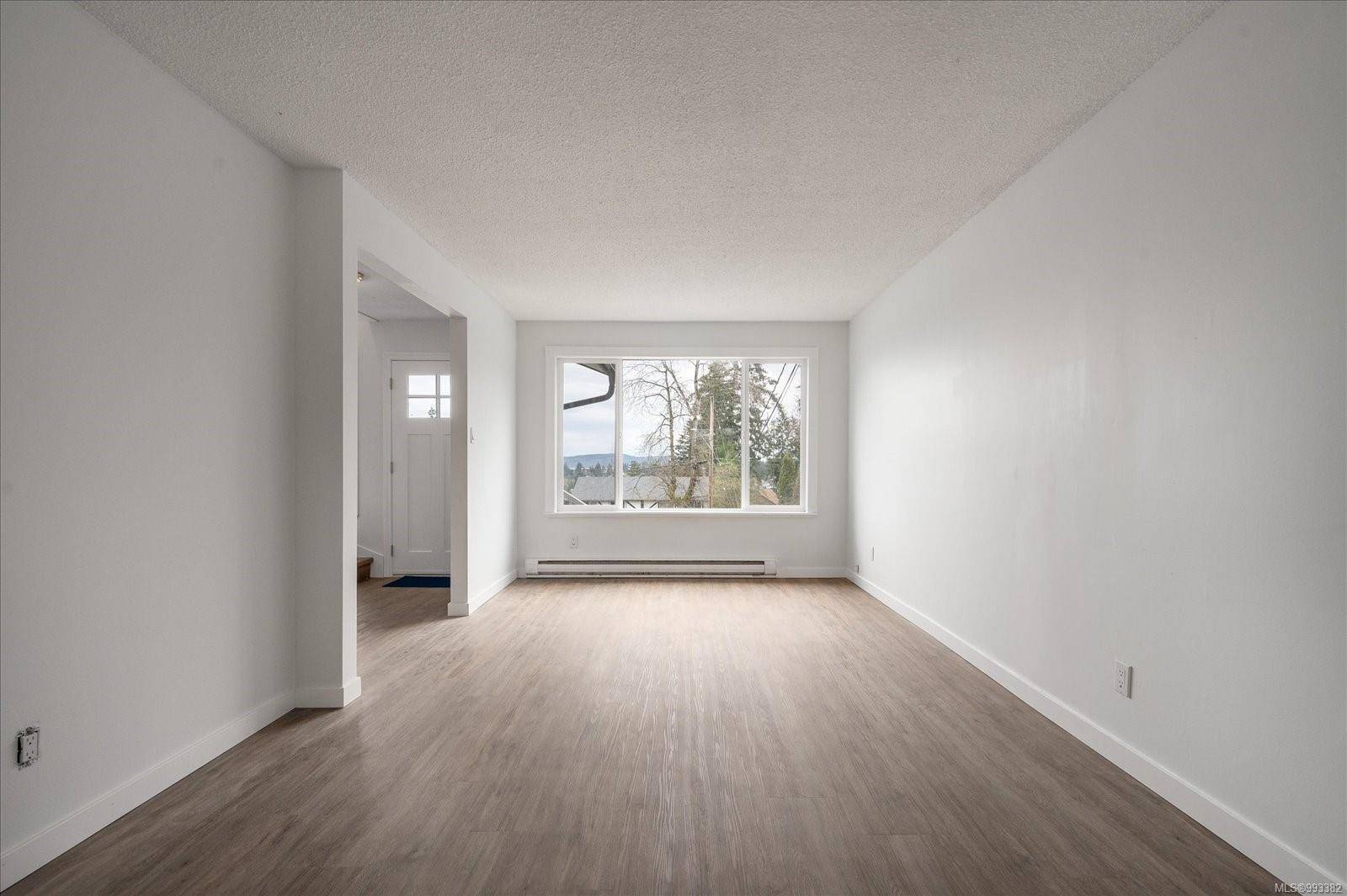 Nanaimo, BC V9R 5S9,847 Holly Hill Rd