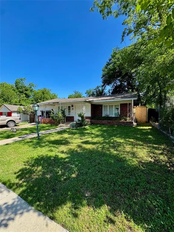 Fort Worth, TX 76112,5521 Hightower Street
