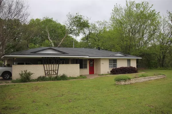 Emory, TX 75440,726 W Lennon Drive