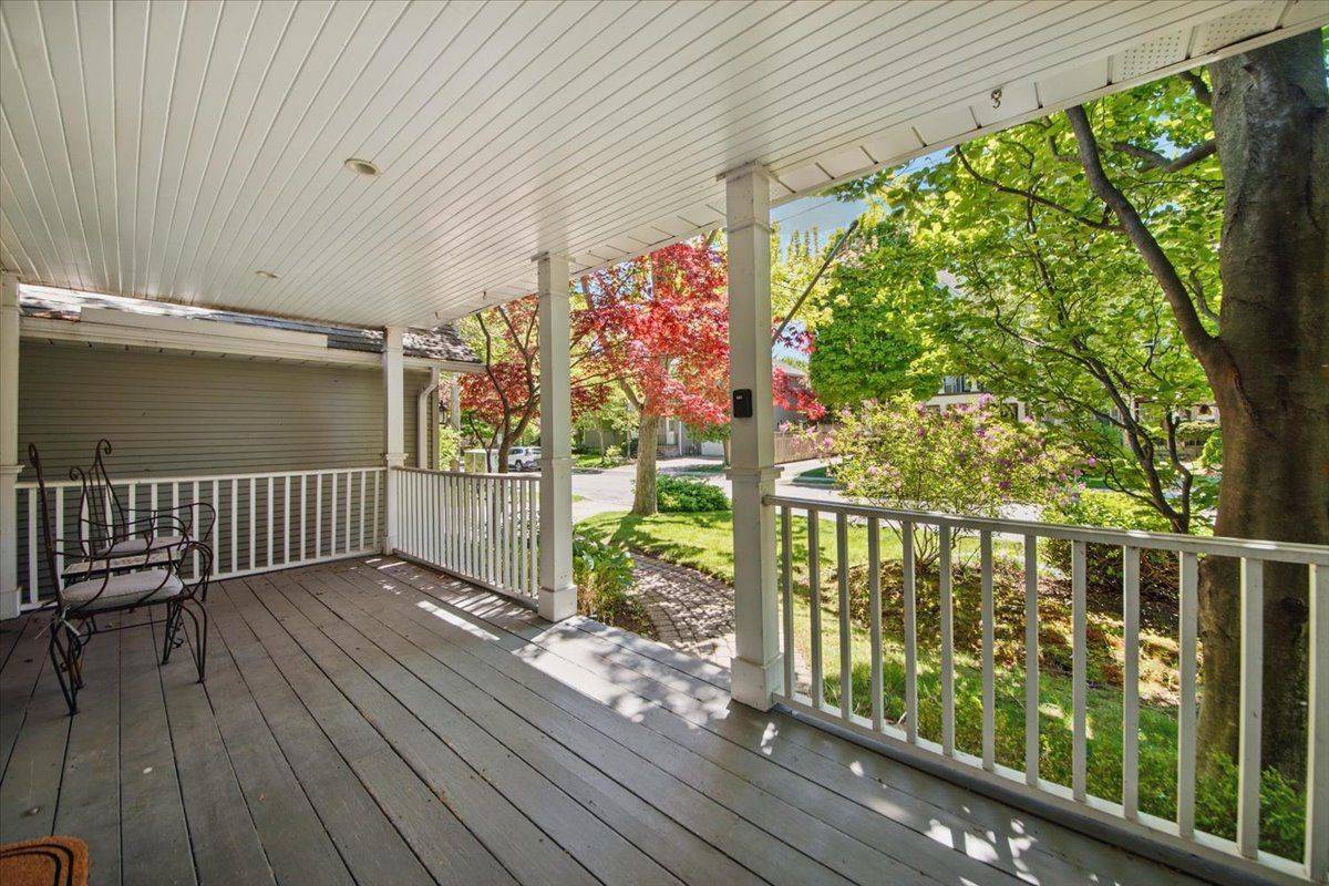 Oakville, ON L6K 3H8,81 Chisholm ST