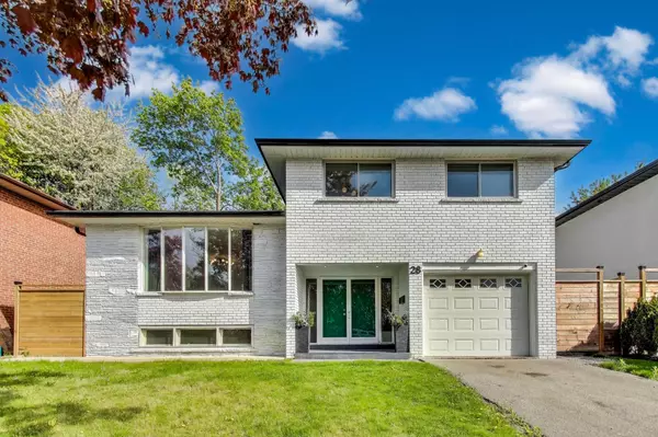 28 Munford CRES, Toronto E03, ON M4B 1C1